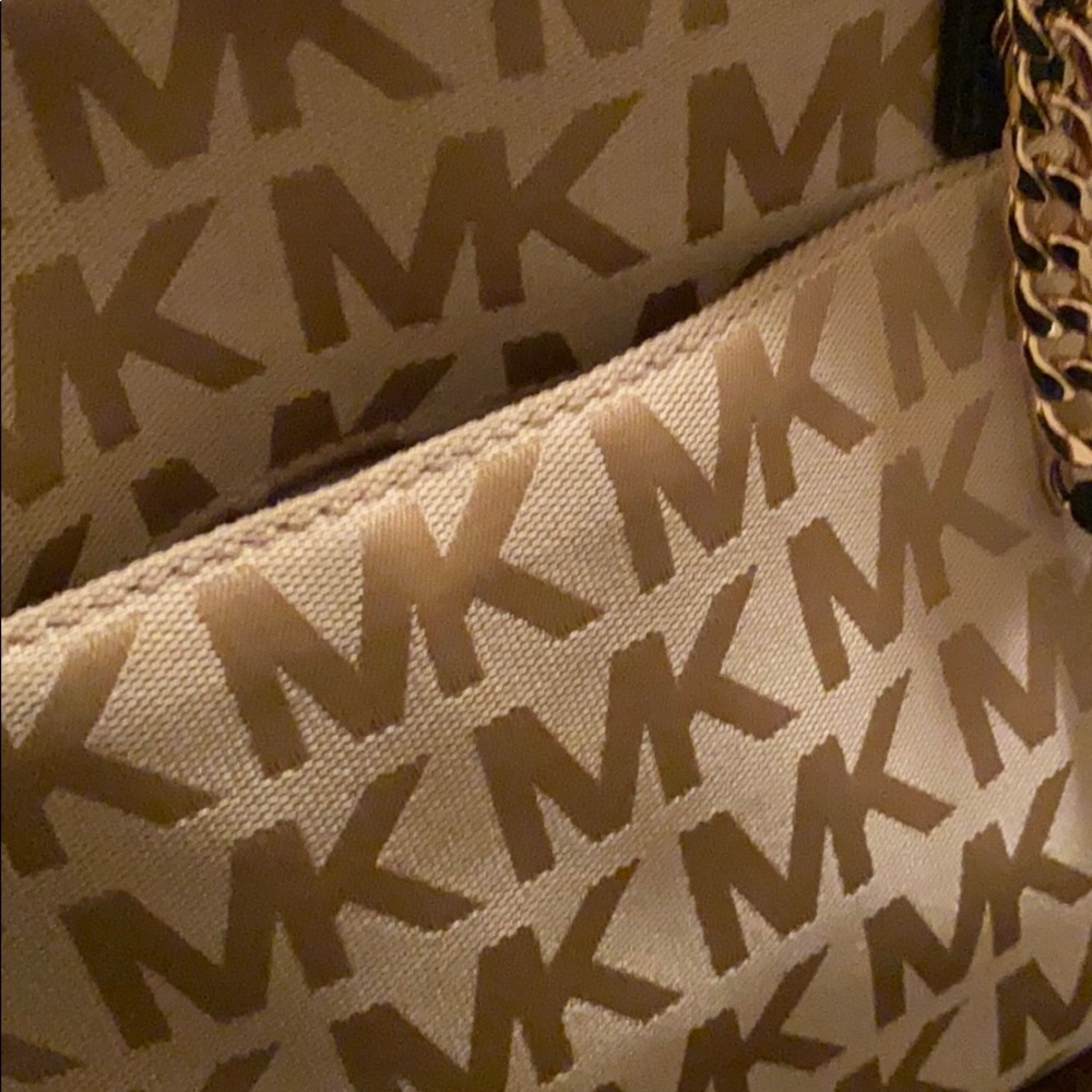 Michael Kors Signature Canvas Print Tote - image 3